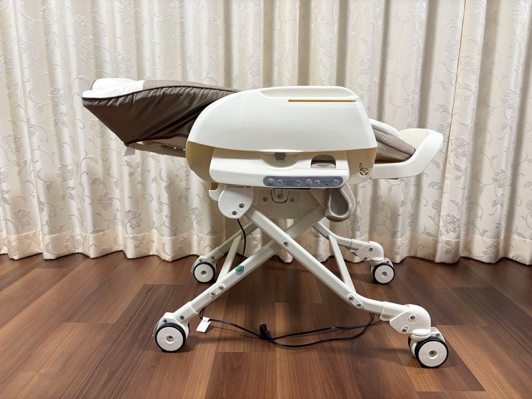 ★コンビ★ネムリラ★AUTO SWING★エッグショック★電動ハイローチェア★