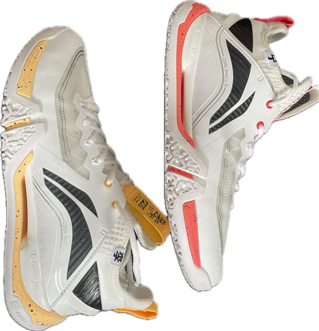 リーニン　バドミントンシューズ