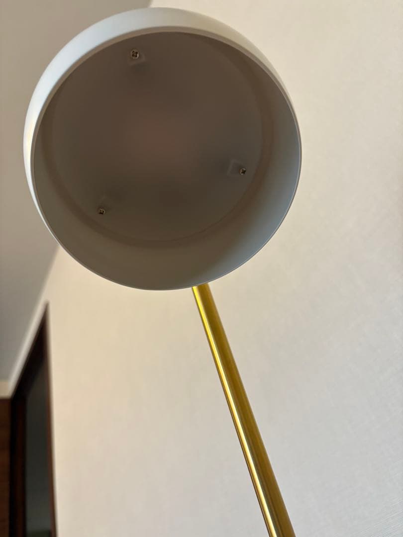 ルイスポールセン　フロアーランプVL38