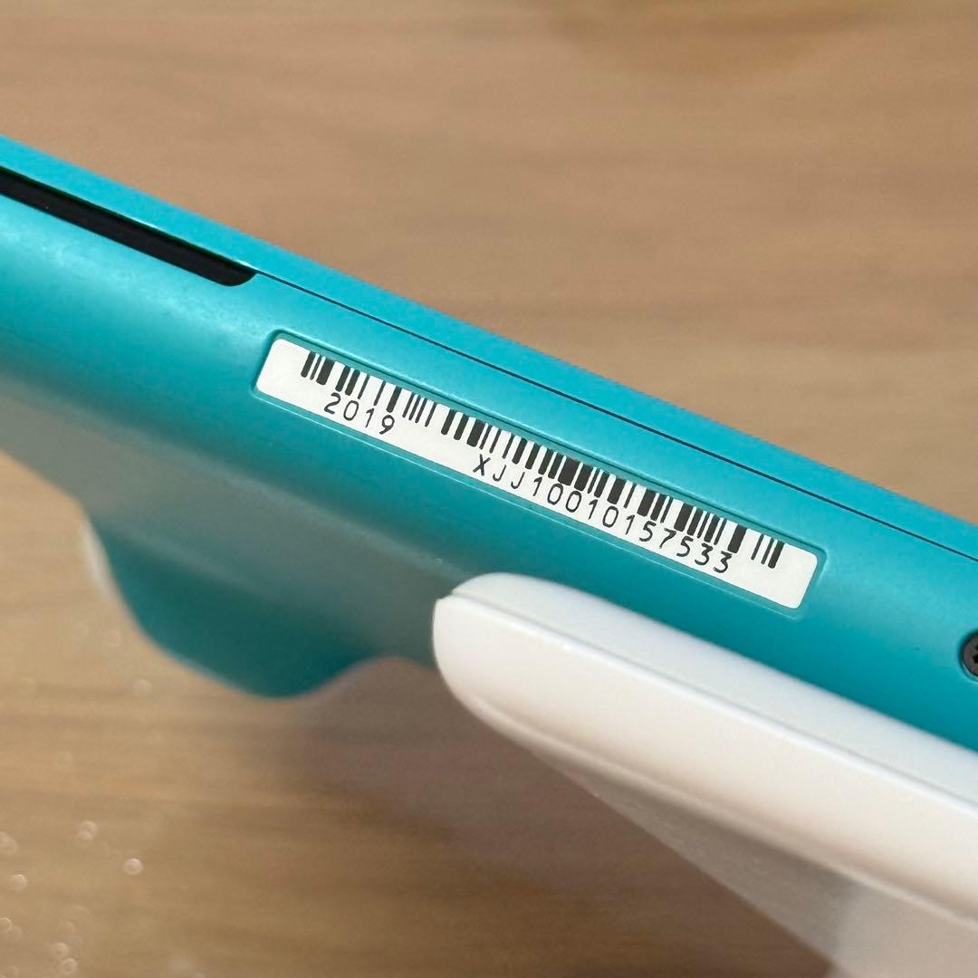 8-001 Switch LITE ターコイズ