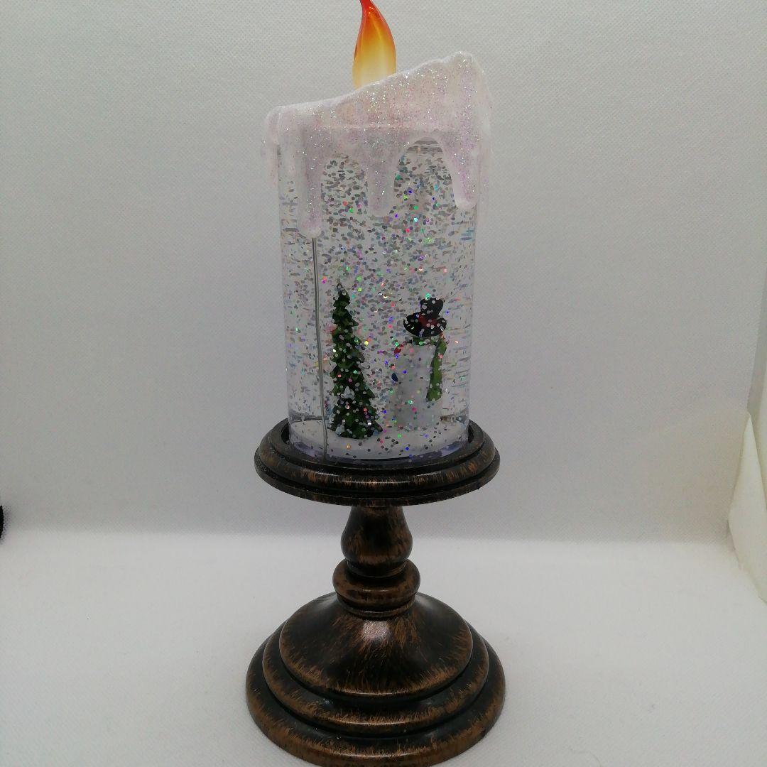クリスマスイルミネーション台付きキャンドル置物　。