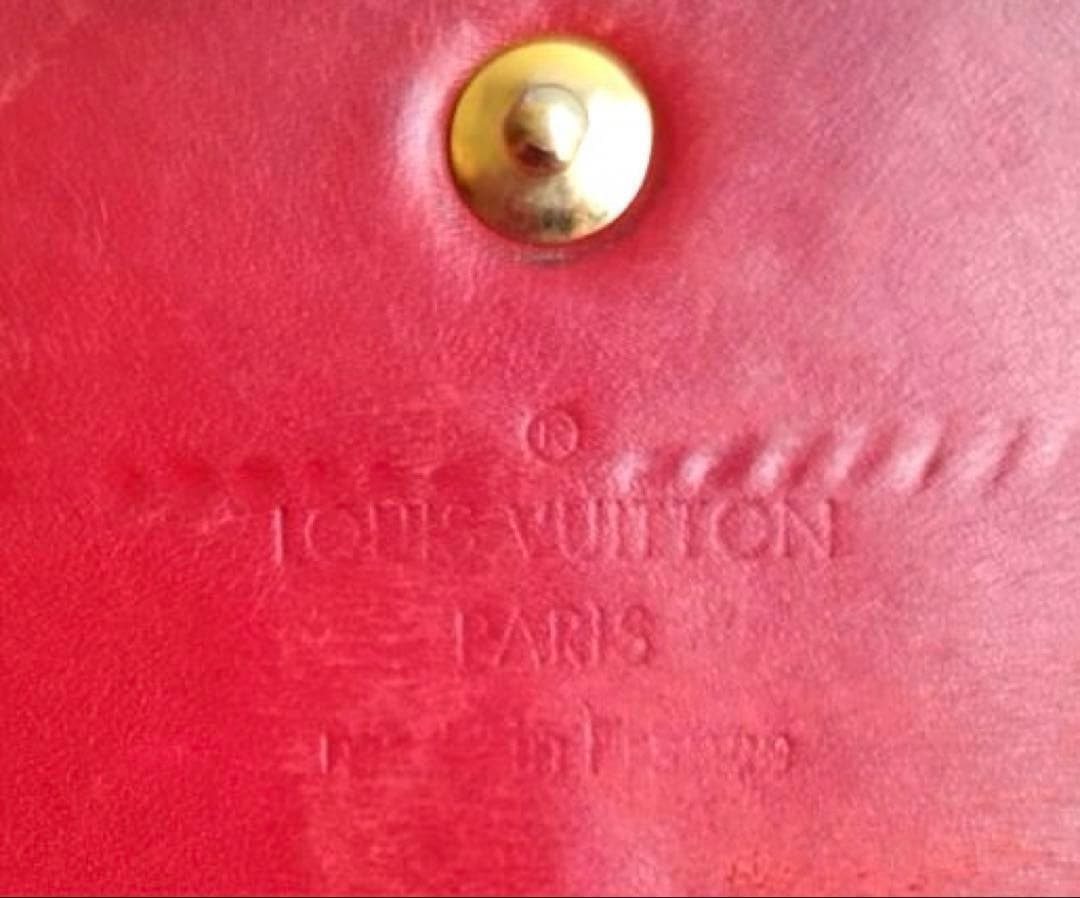 【希少カラー】ルイヴィトン ヴェルニ ポルトフォイユ・サラ ポムダムール