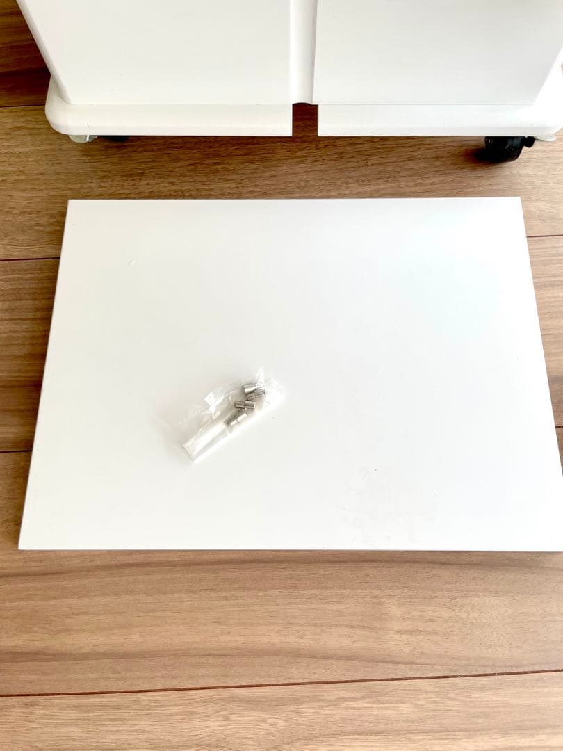 【最安値】ロボット型木製収納ロビット Robit ete ホワイト