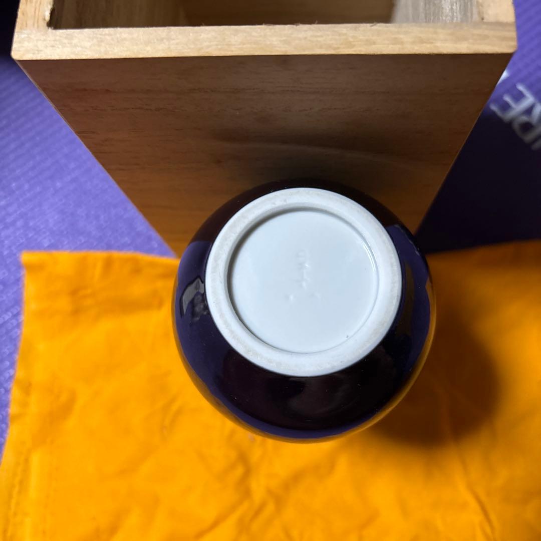徳田八十吉　青色 陶器 花瓶 丸型 木箱付き