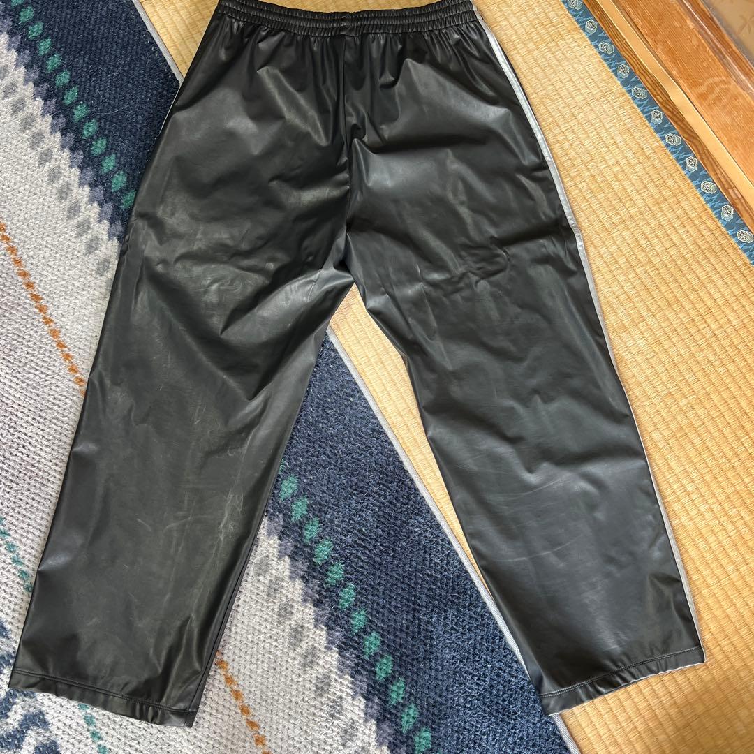 レア！アディダス フェイクレザー上下セットXOサイズ