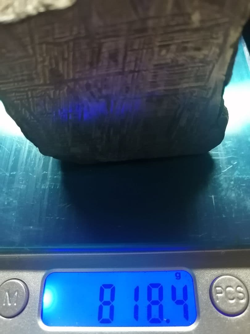 ★【Shoukai】『アルタイ隕石』鉄隕石　本物原石 818g　 隕石内部