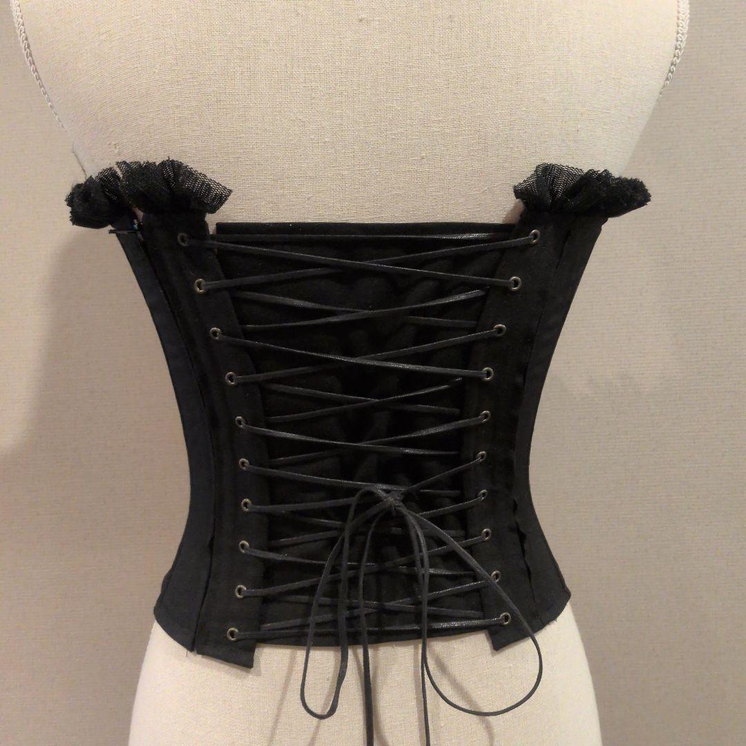 公*o様 Na+H コルセット