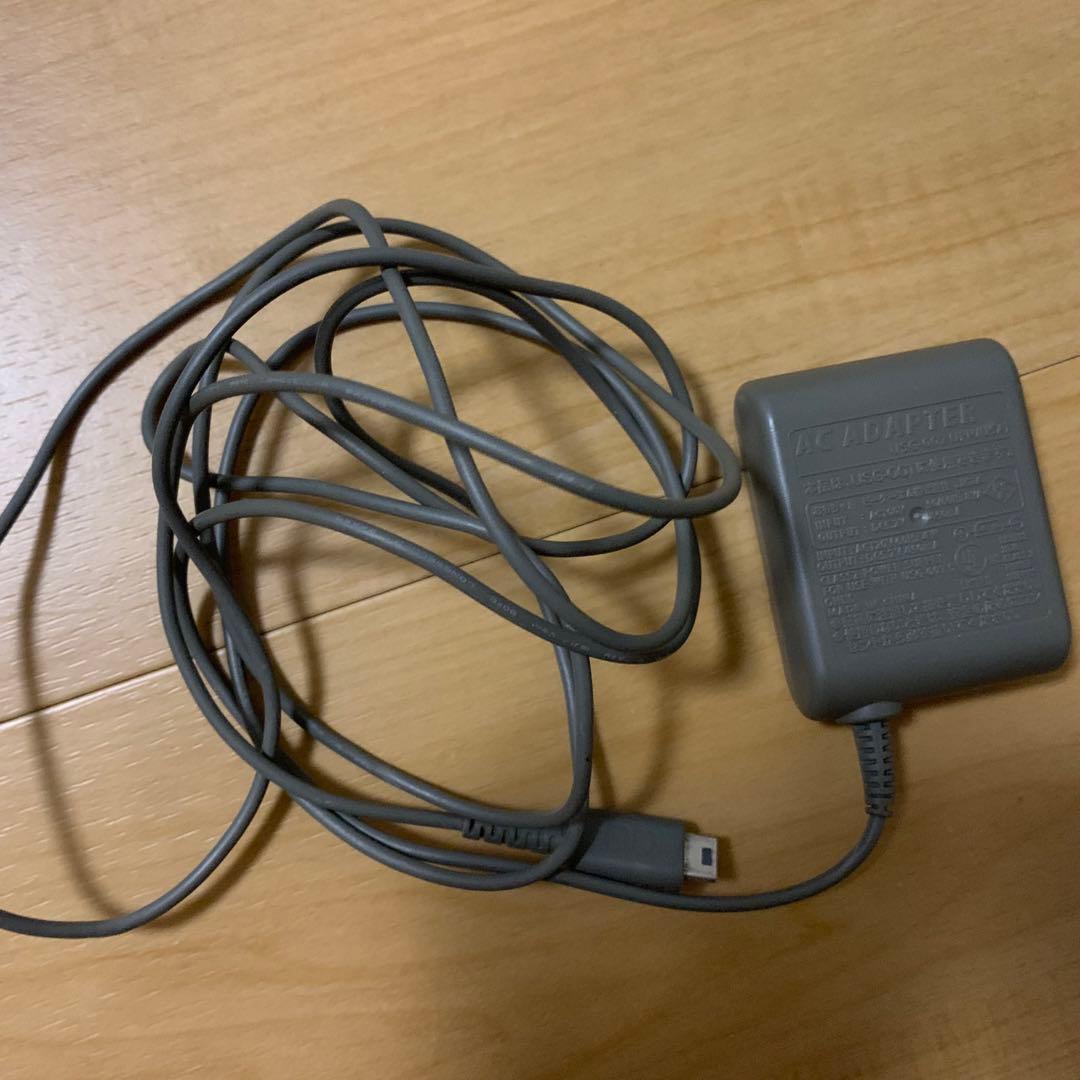 DSライト　本体＋ソフト4本　充電器　カバー