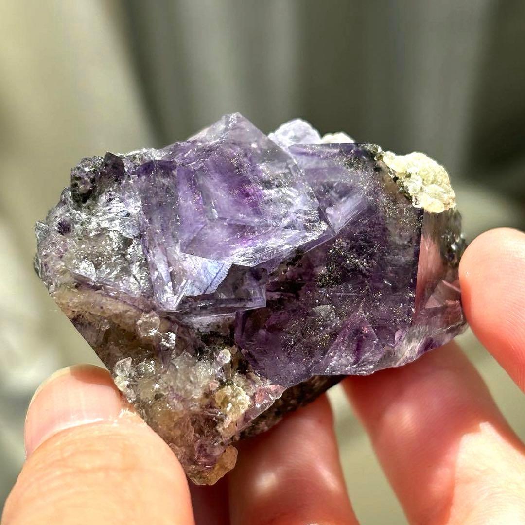 中国産　フローライト　パイライト　水晶　共生鉱物　原石　鉱物標本