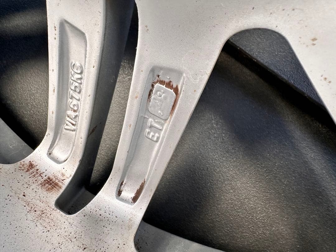 メルセデスベンツ 245/45R17 スタッドレスタイヤ ATS