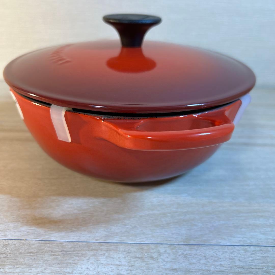 未使用保管品　ルクルーゼ　マルミット　18cm チェリーレッド　両手鍋　鍋