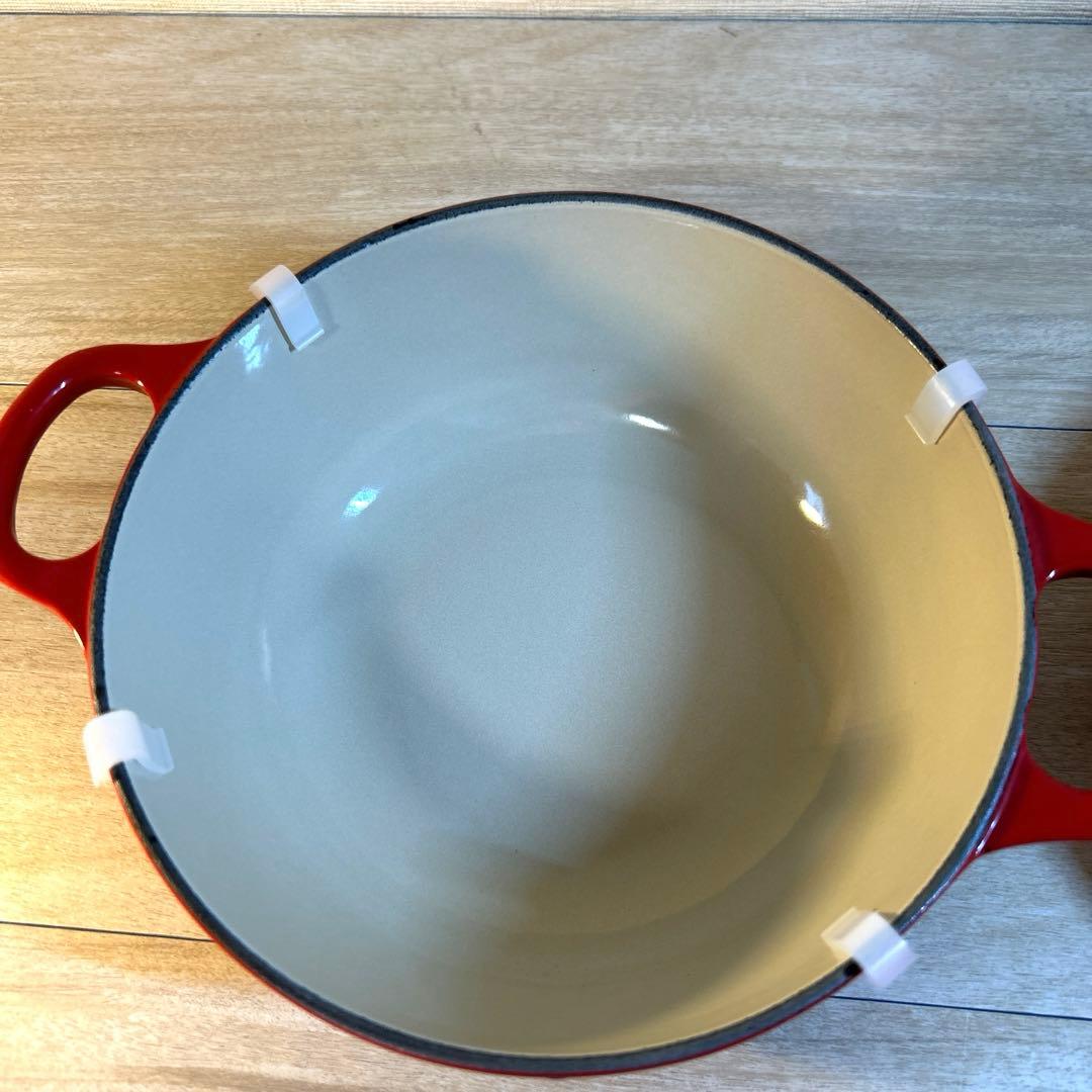 未使用保管品　ルクルーゼ　マルミット　18cm チェリーレッド　両手鍋　鍋