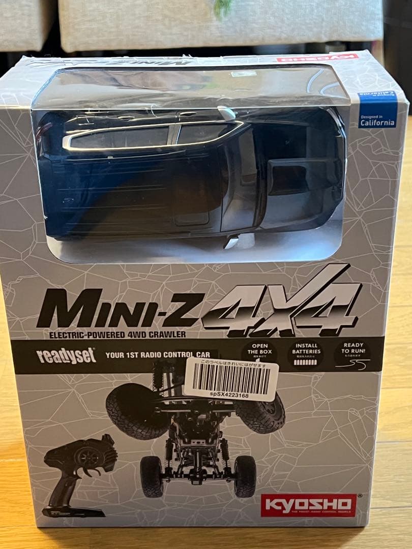 KYOSHO Mini-Z 4x4 電動4WDランクル300 LED電飾付き
