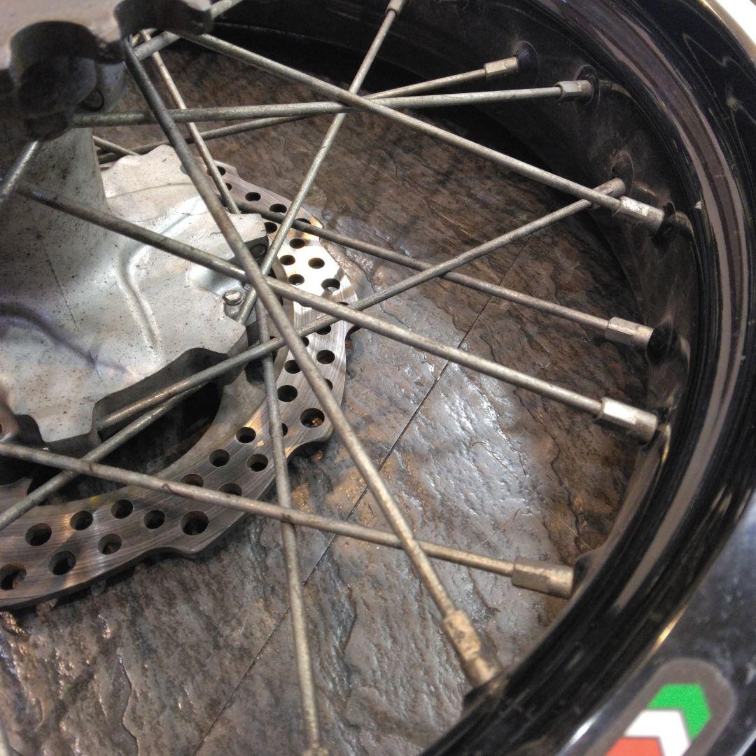 ホンダCRM250ARモタードホイールSET　中古品