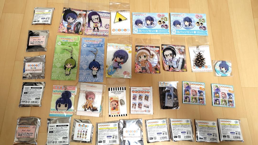 ③お買い得【ゆるキャン△】トート　アクスタ　ステッカー　キーホルダー　缶バッジ等