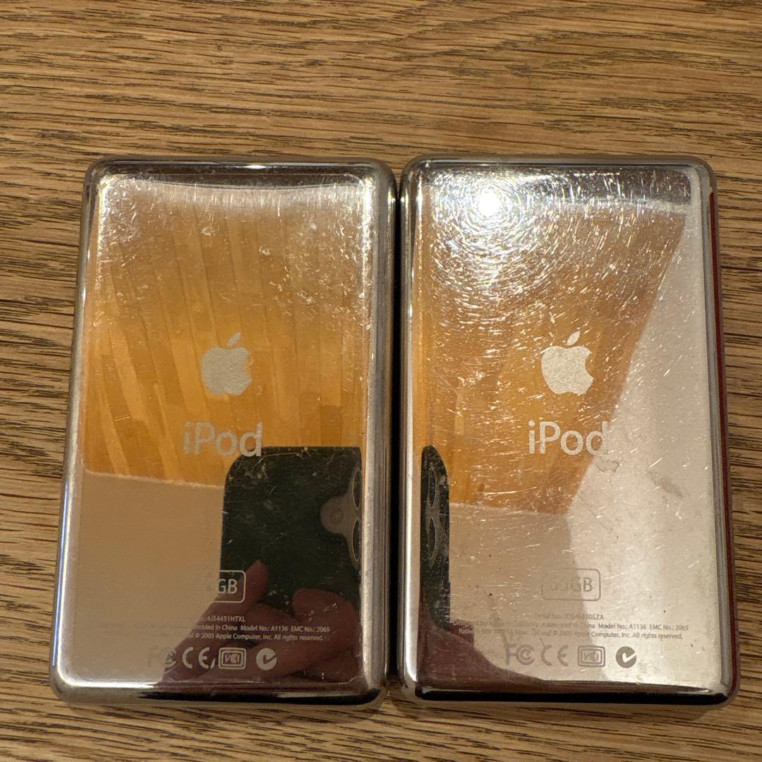 iPod 60GB ホワイト　ブラック　二台