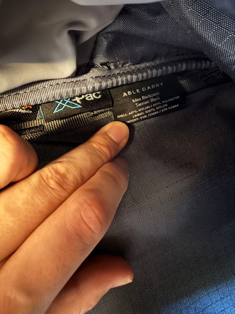 ABLECARRY バックパック　max backpack エイブルキャリー