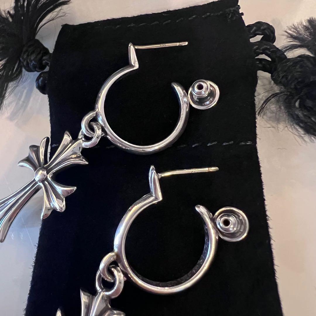 さらへ様★★★クロムハーツ タイニーCH クロス ピアス 両耳 2点セット