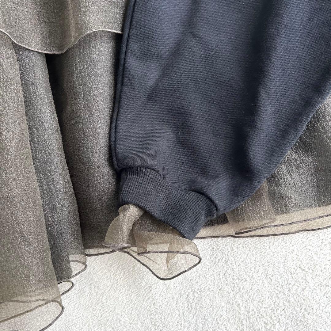 【WILLFULLY】チュールフリル異素材スウェット　ブラック　F 体型カバー