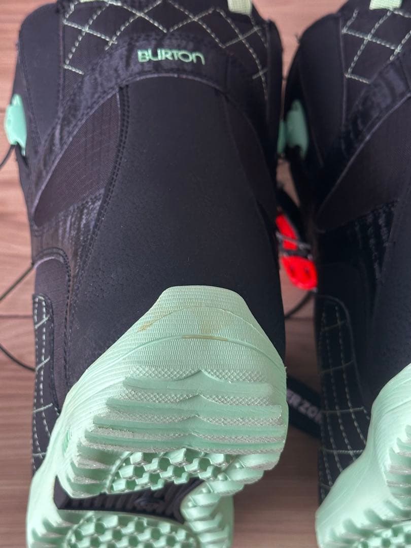 BURTON (バートン)スノーボードブーツ 黒/ ミント　23cm