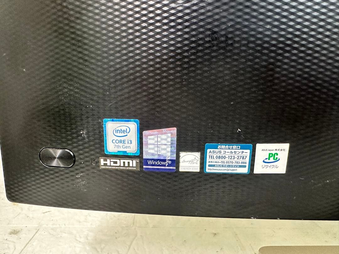 ASUS一体型PC 即使可 LINEとOffice入り