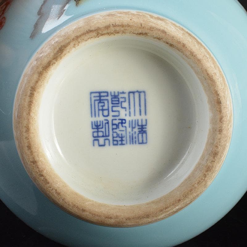 中国　大清乾隆年製　青磁釉　粉彩　鳥桃文　天球瓶　飾壷　V　5939C