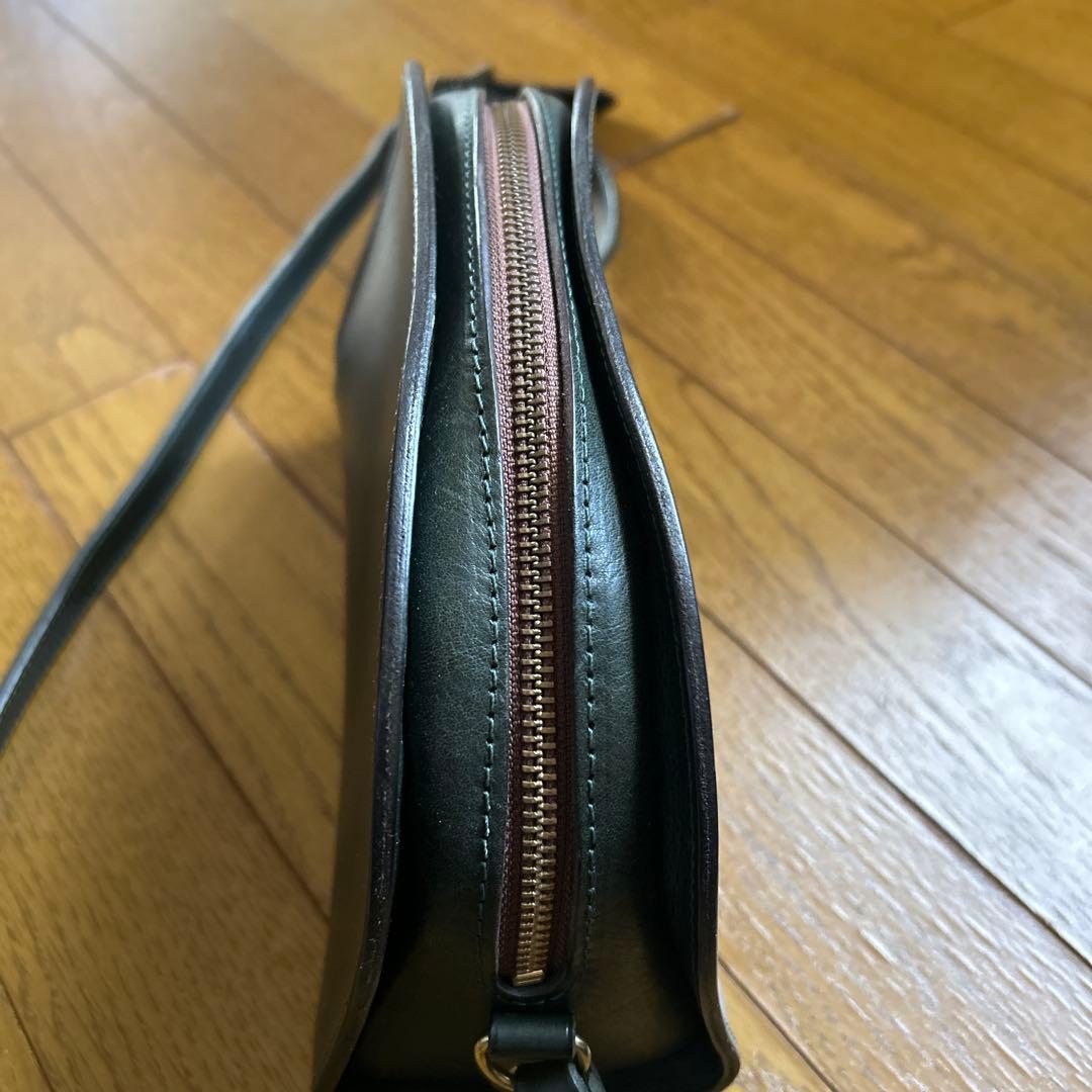 LONA ハーフムーンショルダー　ブリティッシュグリーン　デシ入り