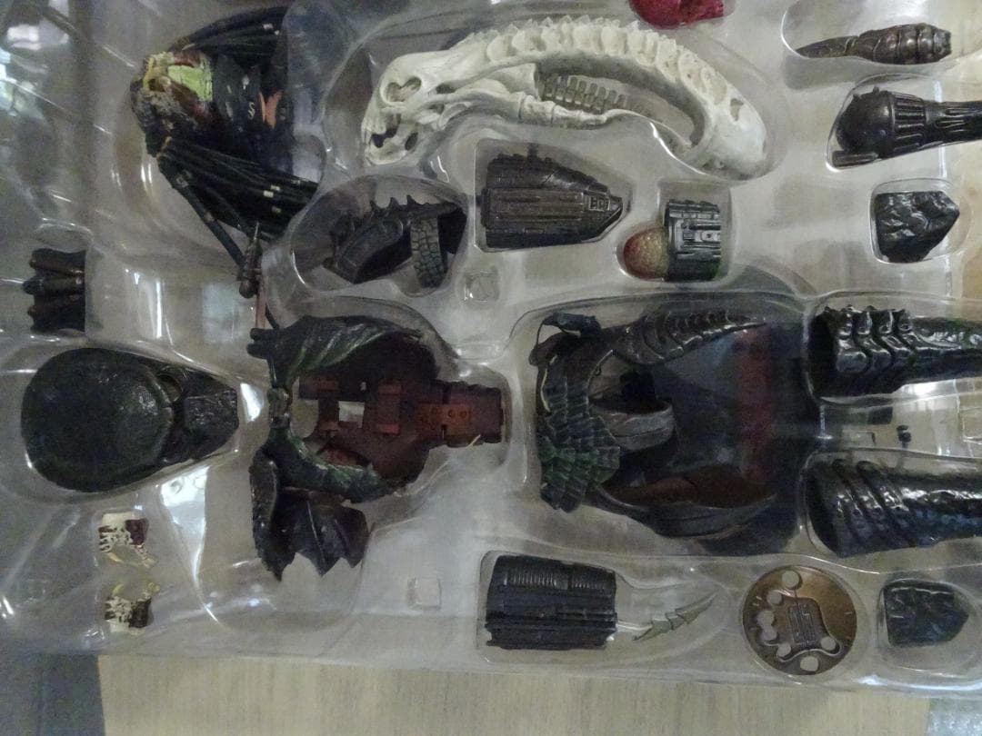 ホットトイズ 1/6スケール プレデター シティハンター MMS 45