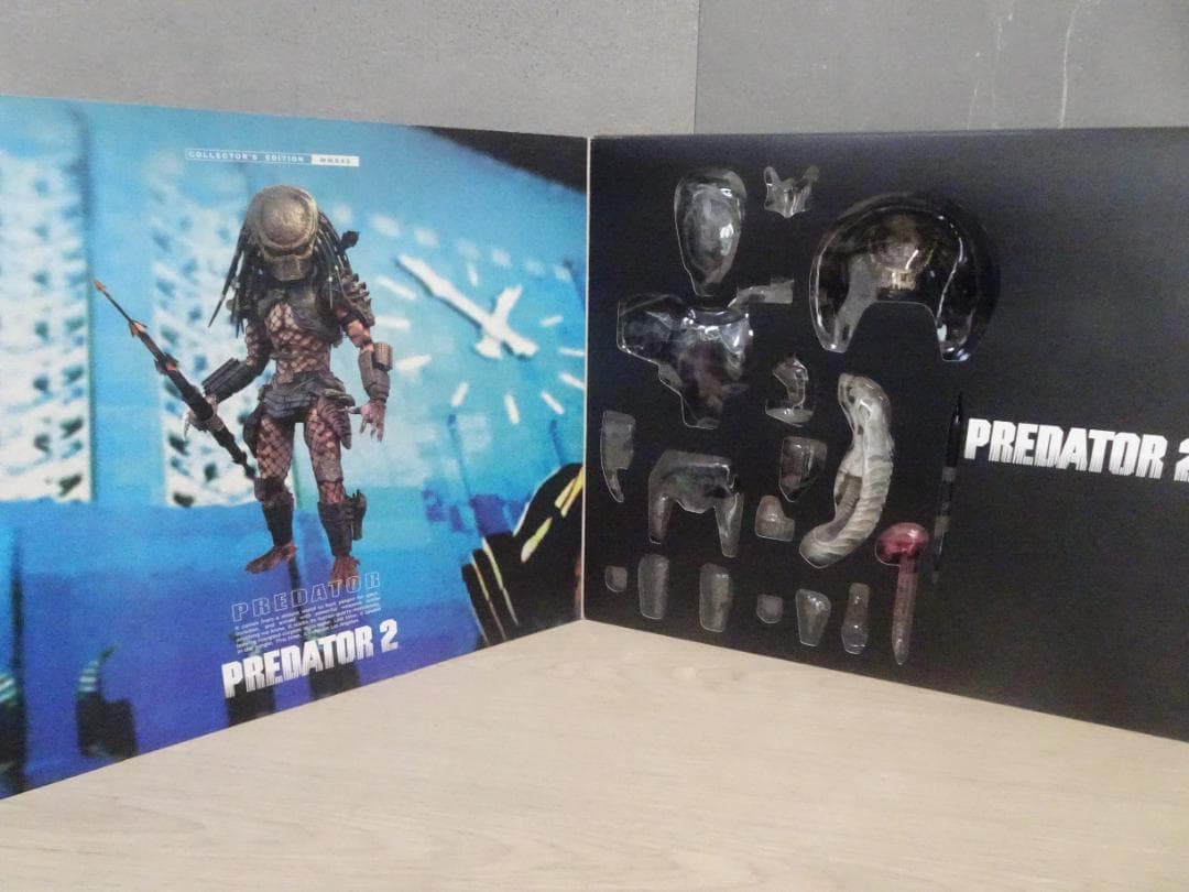 ホットトイズ 1/6スケール プレデター シティハンター MMS 45