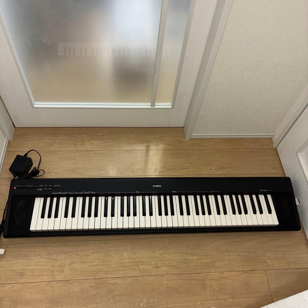 スタンド付属　YAMAHA 電子ピアノPortable grand NP-30