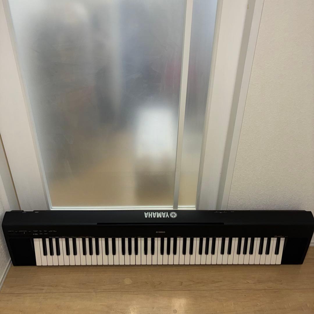 スタンド付属　YAMAHA 電子ピアノPortable grand NP-30