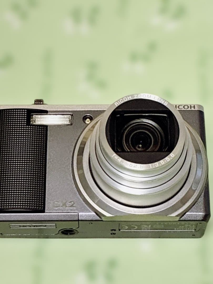 リコーRICOH CX2 コンパクトデジタルカメラ動作確認済　充電器・ケース付き