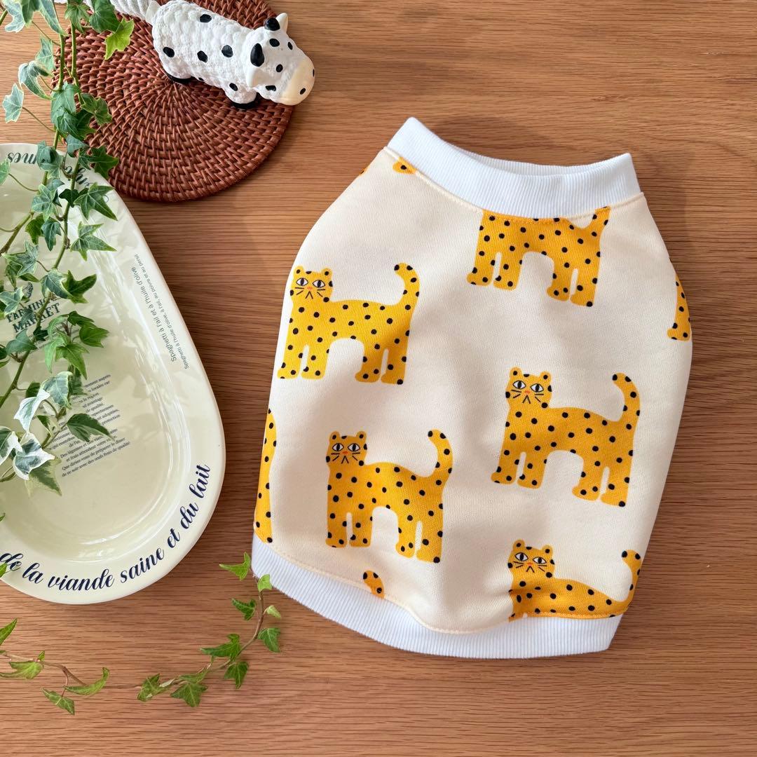 シュールなお顔の豹　フレブル服　ハンドメイド