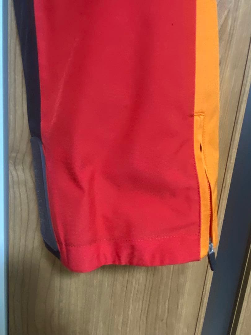 Nordica チームスキーウェア （デサントSサイズ赤/オレンジ/黒）