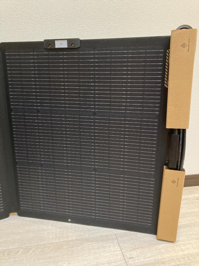 ECOFLOW 220W片面ソーラーパネルGen2【美品・ほぼ使用感なし】