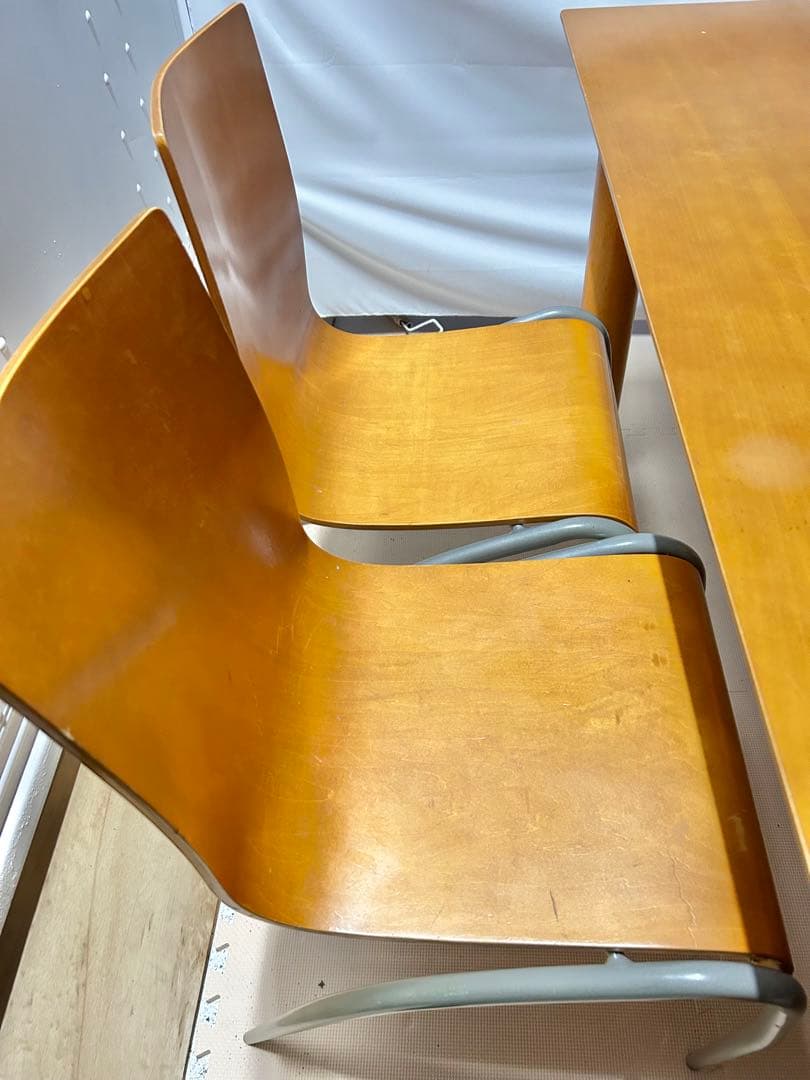 310 ニトリ ダイニングテーブル 幅135 木製 食卓 北欧風 ナチュラル　a