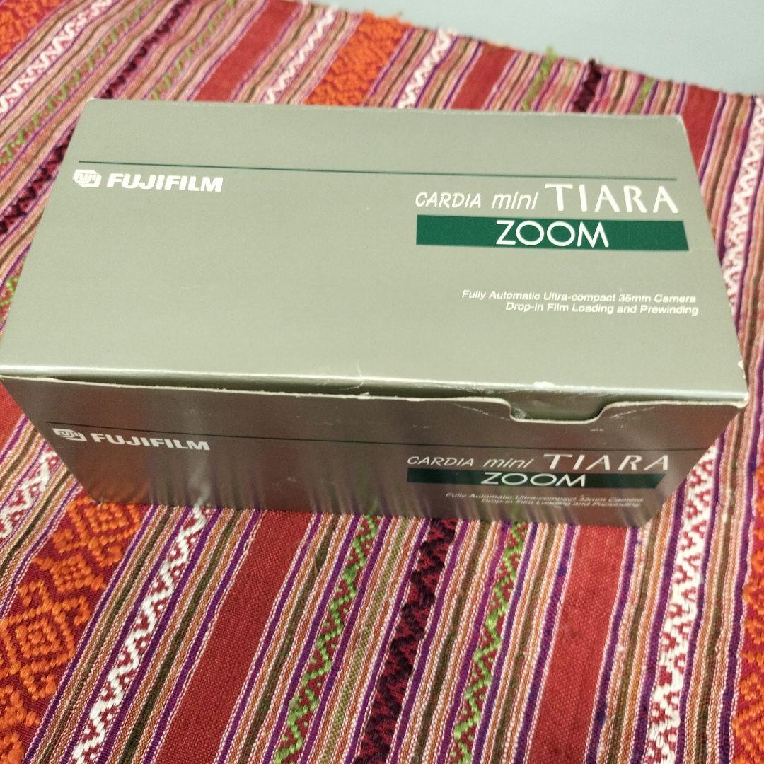 FUJIFILM 富士フイルム TIARA ZOOM コンパクトフィルムカメラ
