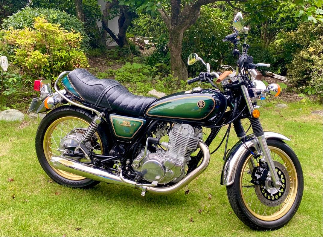 レア　希少品　SR400 30th 30周年　タンク　サンバースト　グリーン