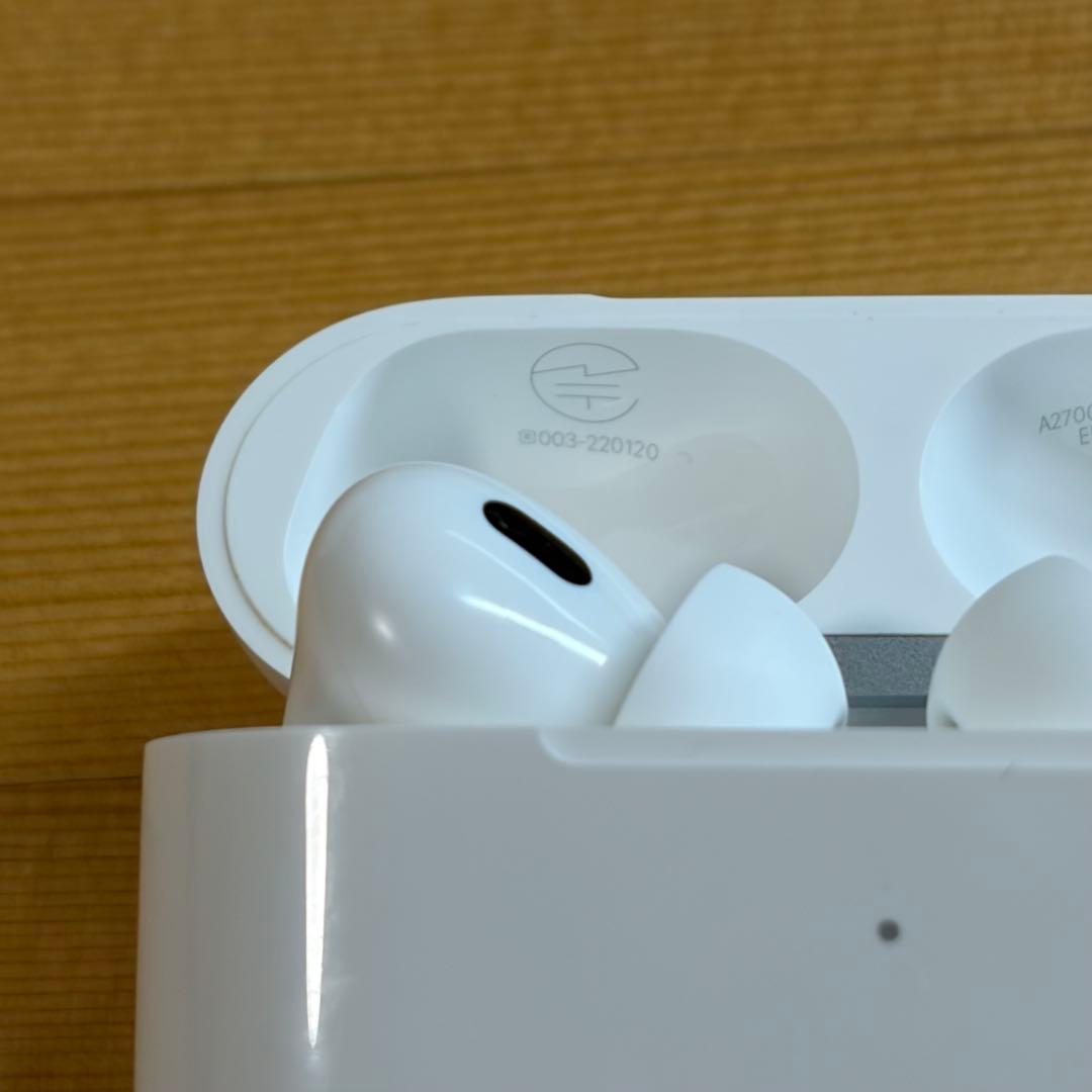 AirPodsPro2本体 第2世代 箱付き Lightning端子 ケース付き
