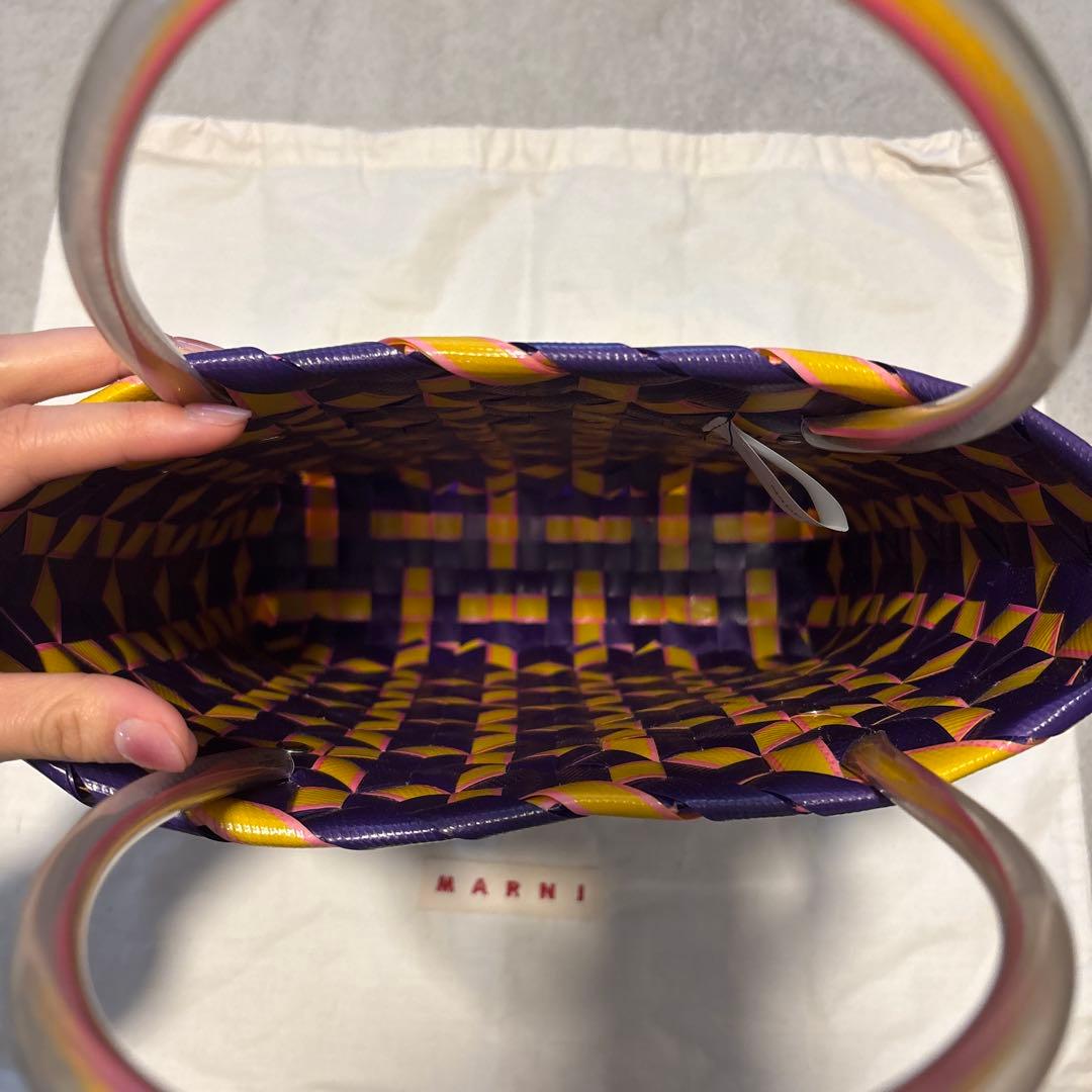 ⭐︎moon⭐︎MARNI 幾何学模様 かごバッグ