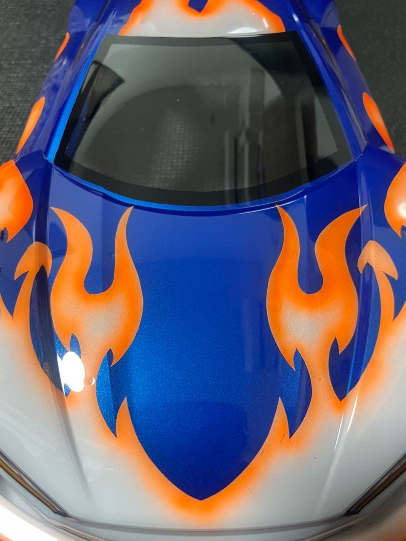 タミヤ 1/10 ライキリGT塗装済みボディ