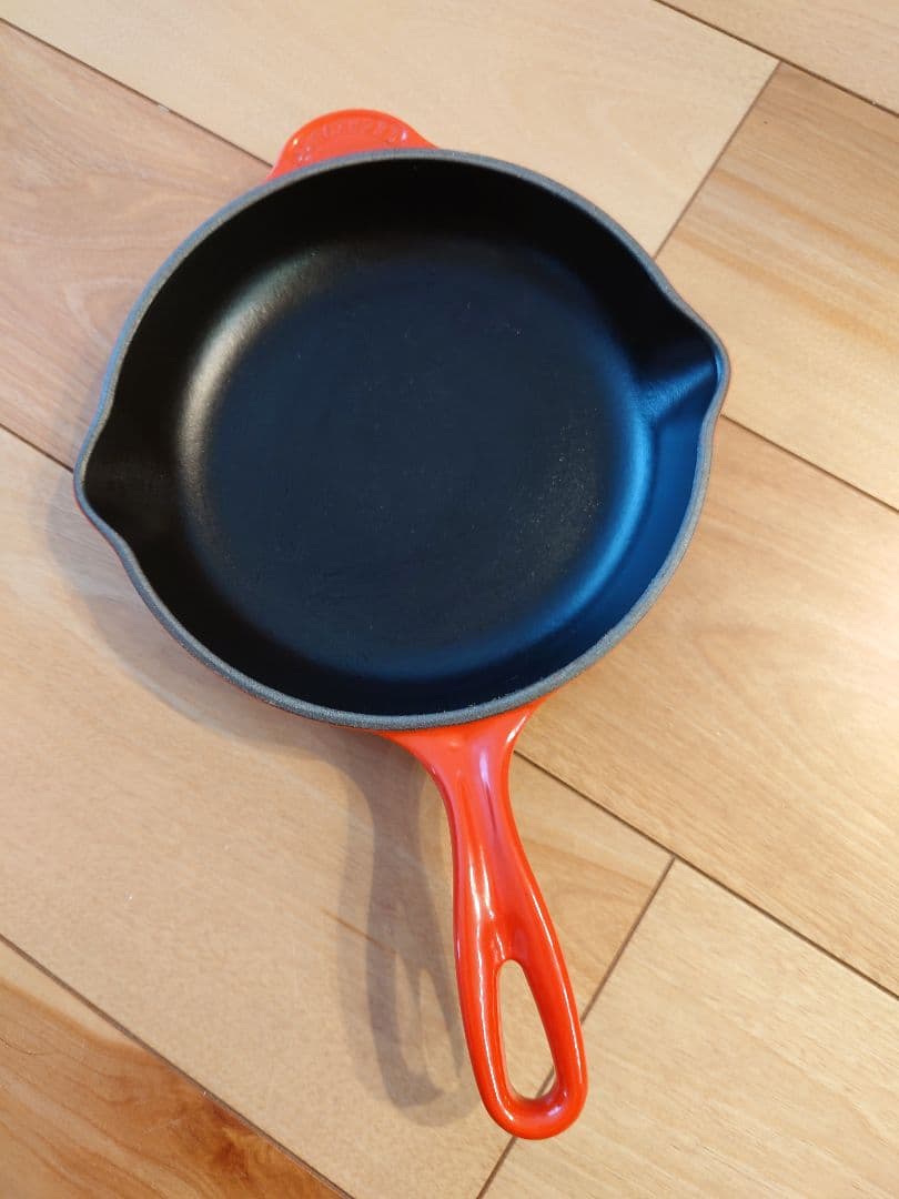 ル・クルーゼ スキレット 20cm 赤 レッド 未使用