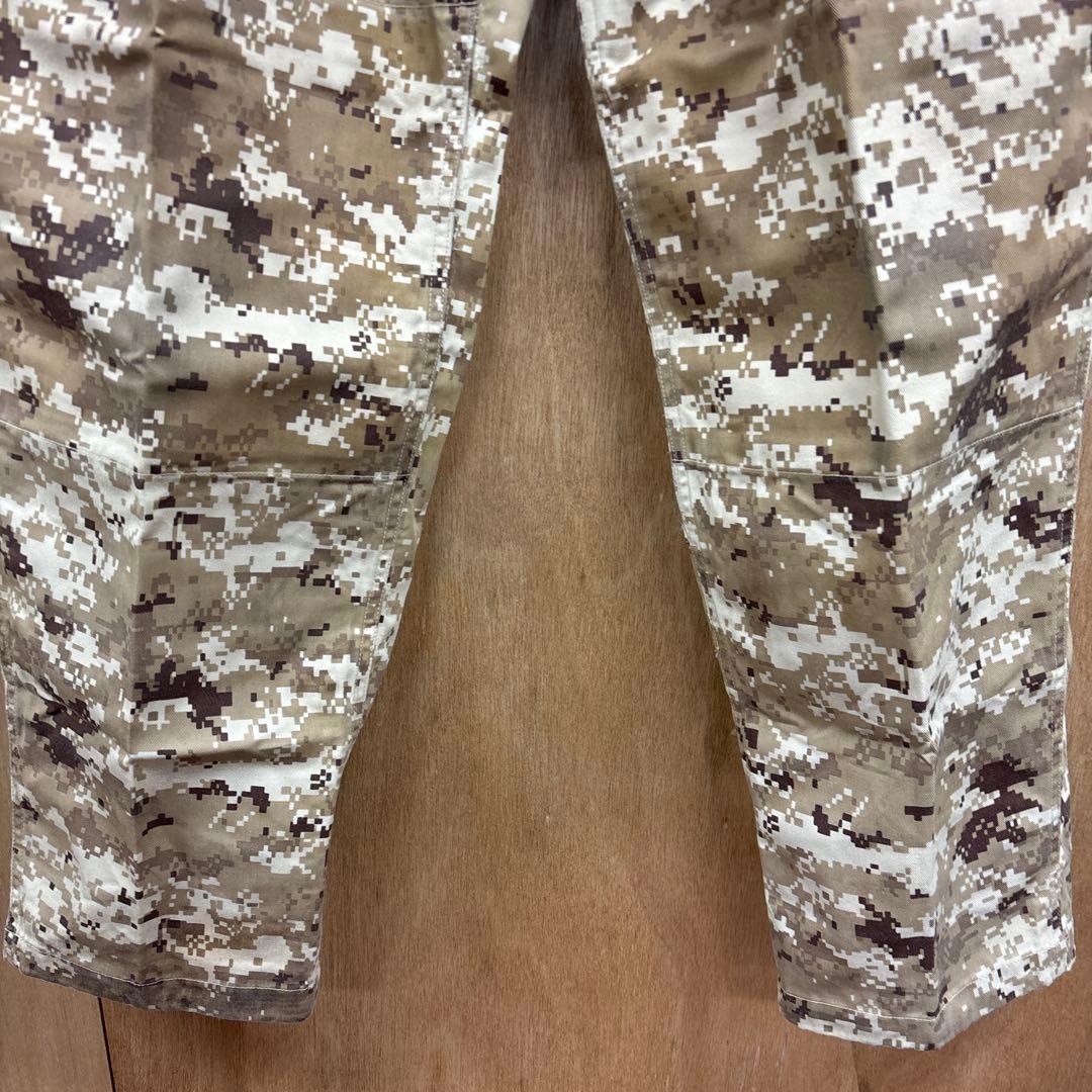 アメリカ軍　迷彩服上下セットとハット　0127o0138