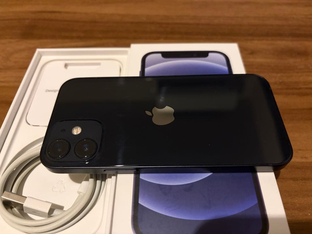 iPhone 12 mini バッテリー容量82% SIMフリー Store購入