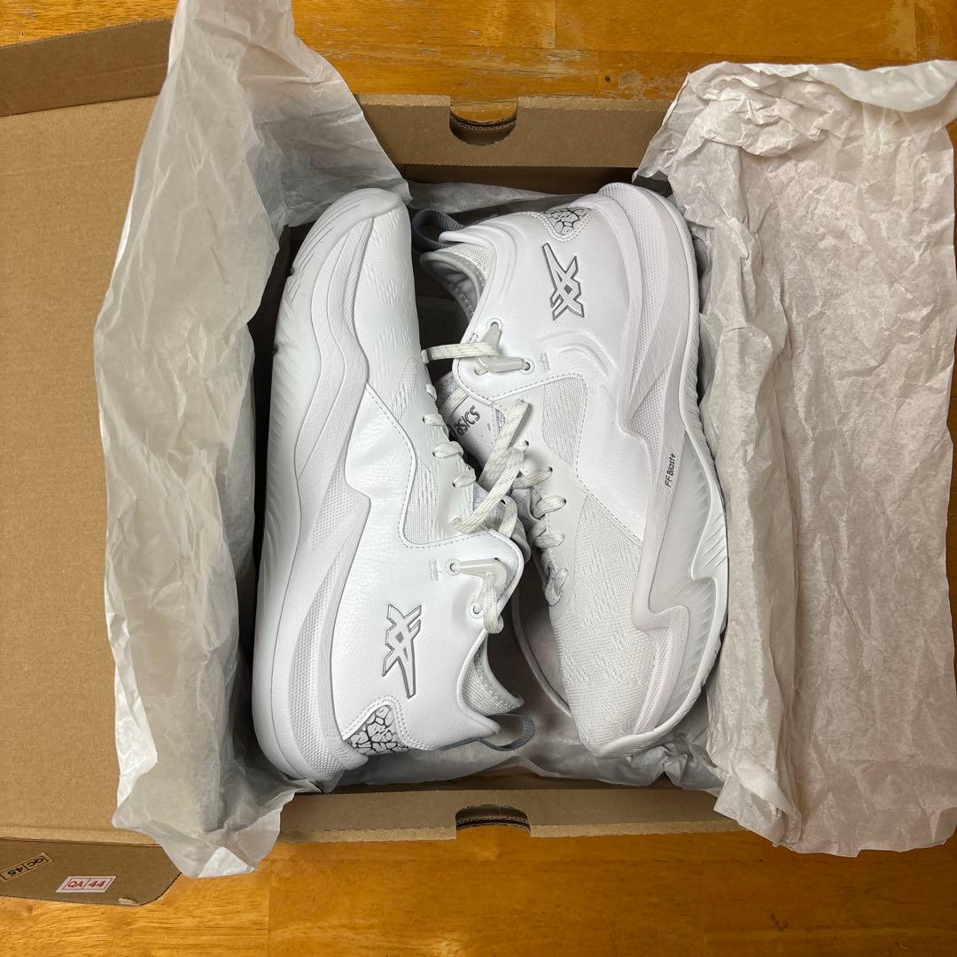 シューズ(男性用) NOVA SURGE LOW2 asics 26.5 US8.5 white