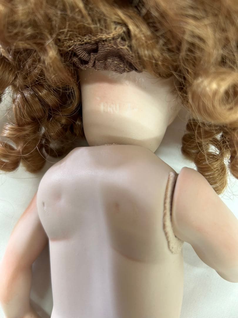 BRU J ドール 着せ替え 陶器 ビスクドール