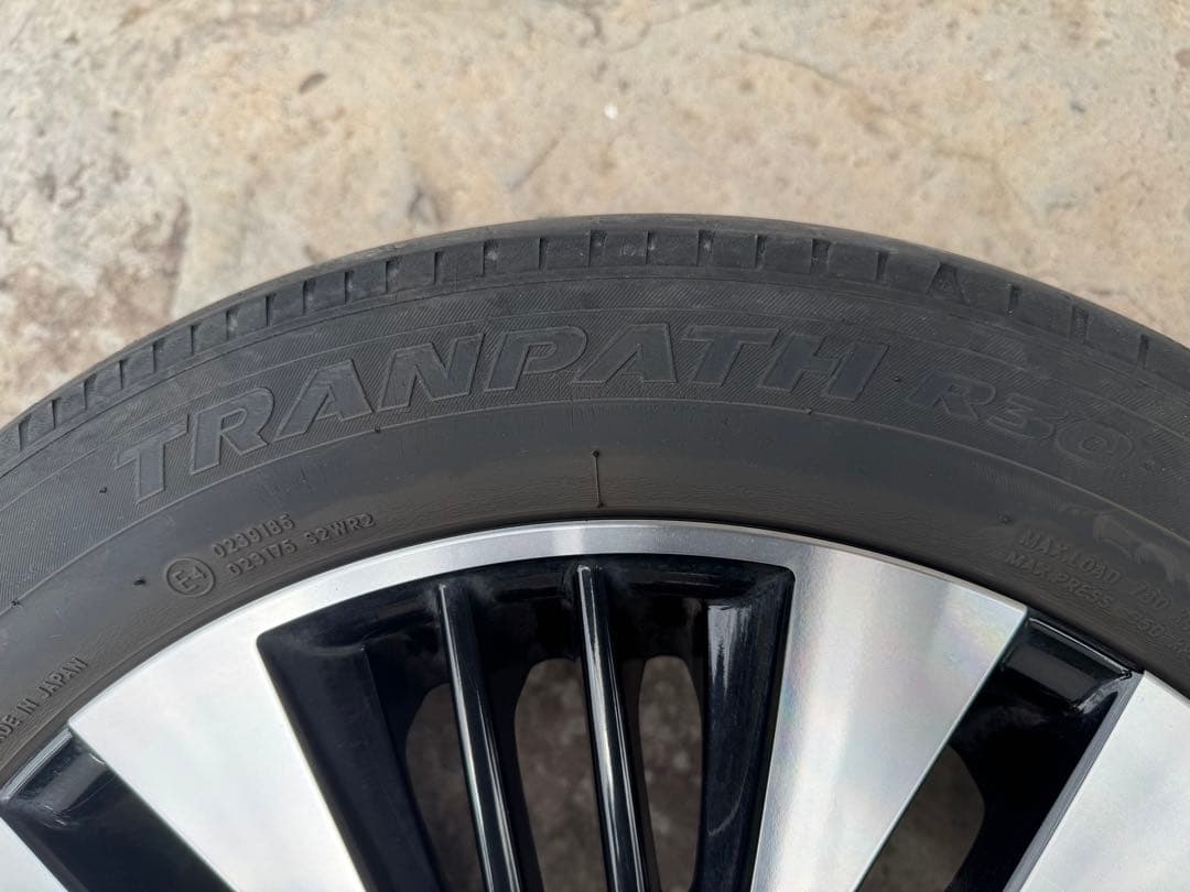 30アルファード18インチ純正ホイールセット