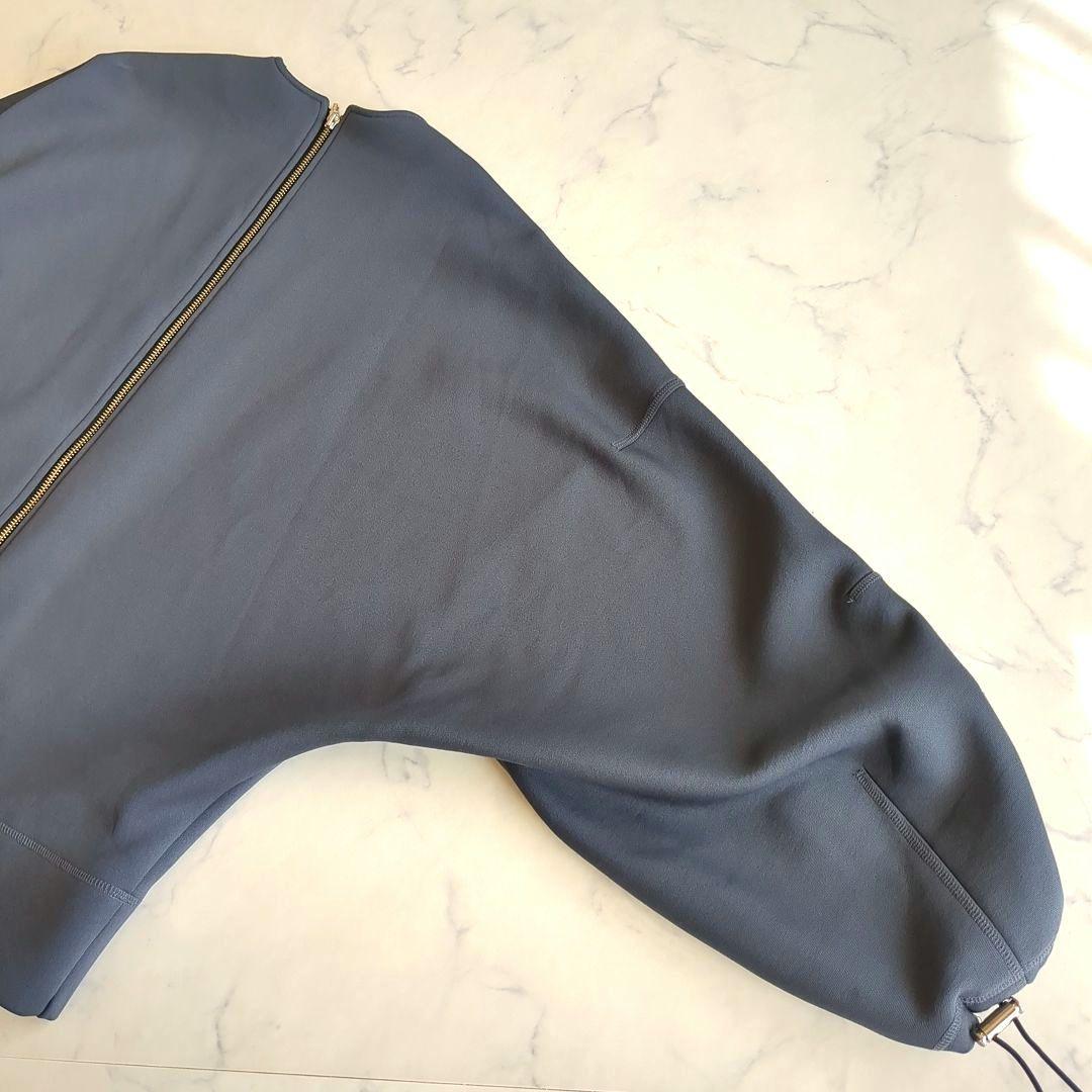 近年✨️Ujoh ウジョー バックジップ プルオーバー バルーンスリーブ 日本製