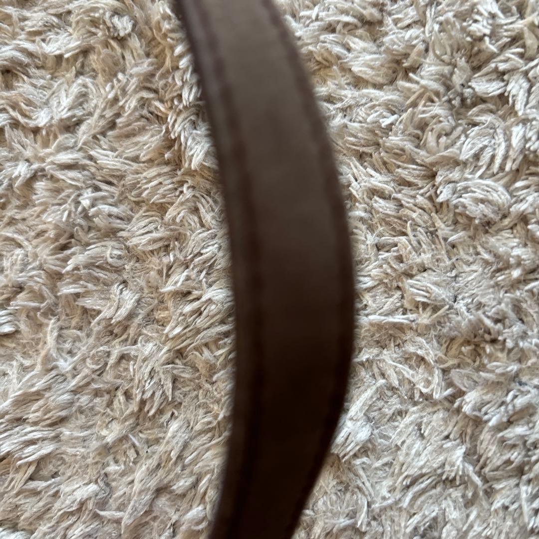 【1/31まで】Ferragamoフェラガモ　VARAショルダーバッグ