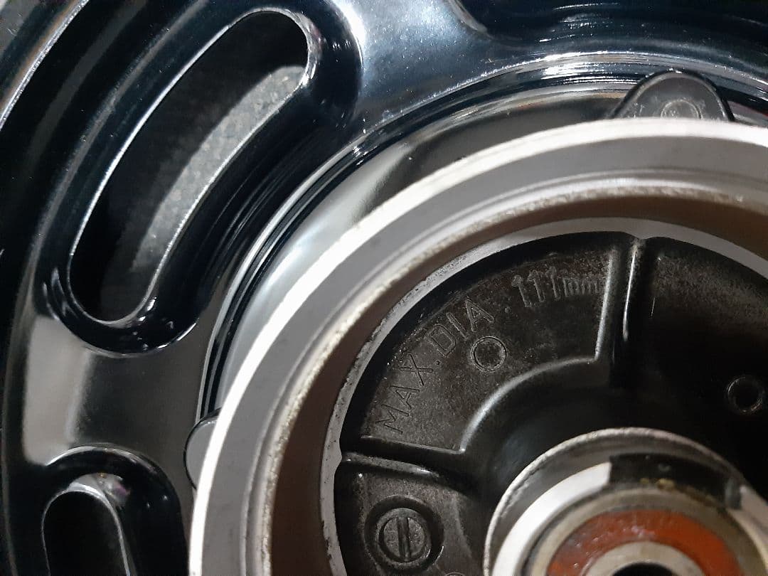 純正　エイプ 50 100 フロントホイール KV7-3 純正黒　12x2.50